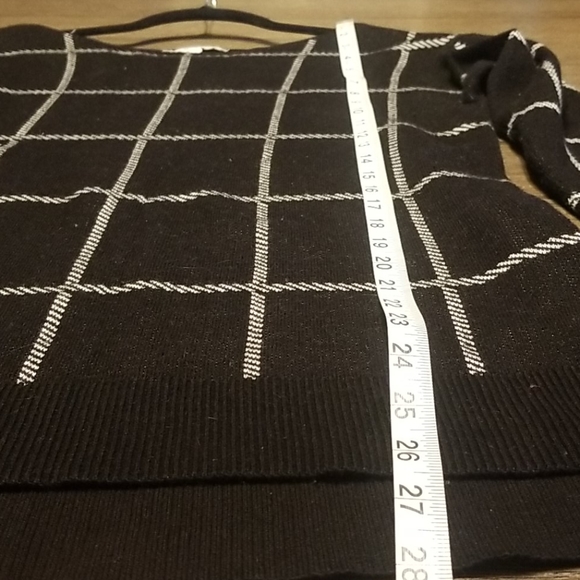 Windowpane sweater - Picture 4 of 5